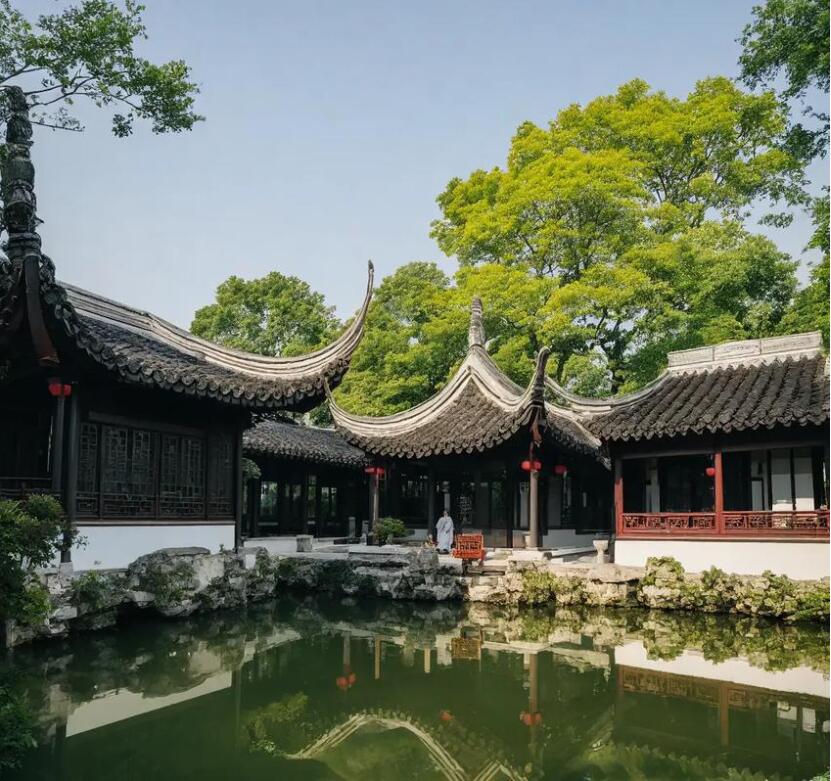 信阳师河搁浅餐饮有限公司